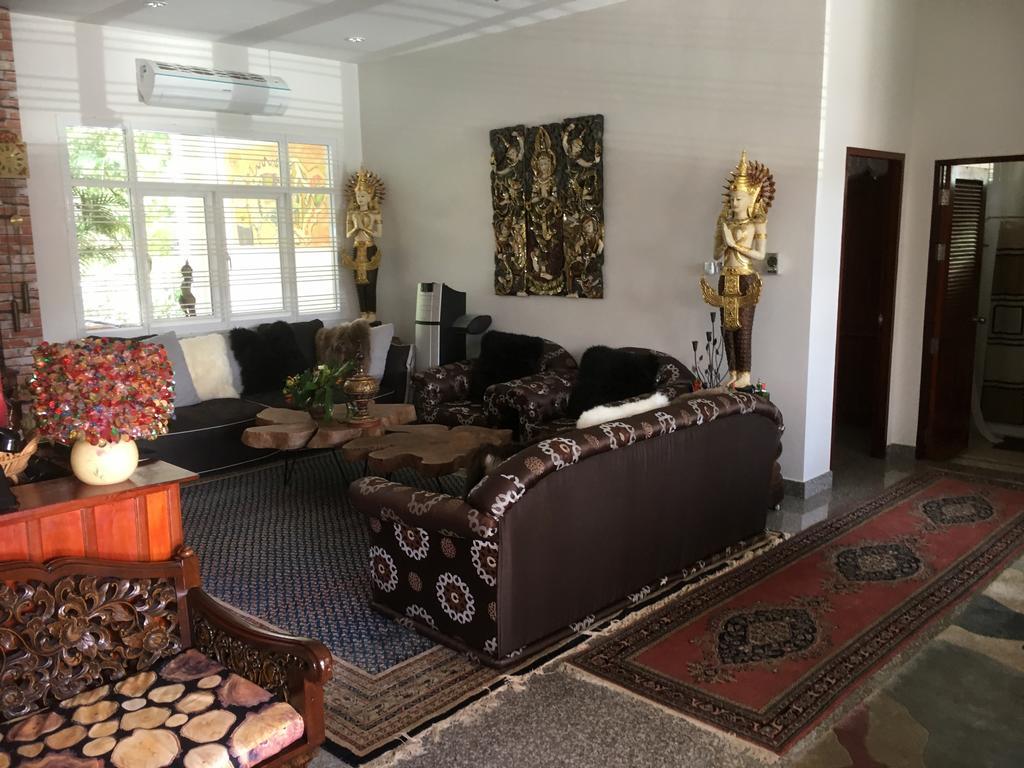 Homestay568 Roi Et Dış mekan fotoğraf